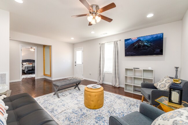 Foto del edificio - 2318 Centenary Way Ct