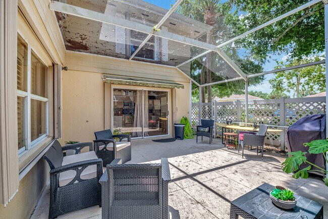 Building Photo - 4404 Roxbury Ct