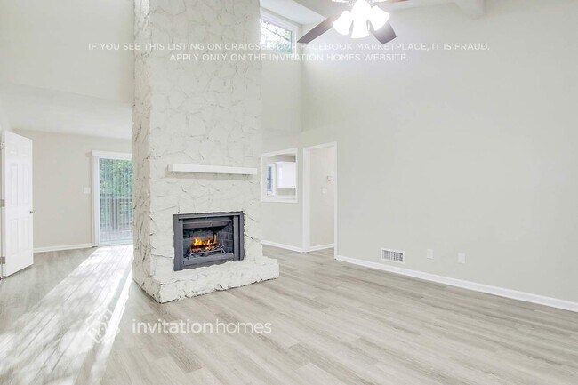Foto del edificio - 62 Fairfax Ct