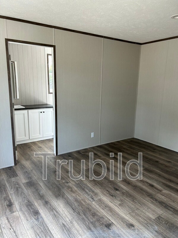 Building Photo - 214 Sussex Dr