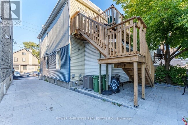 Building Photo - 684 Bronson Ave