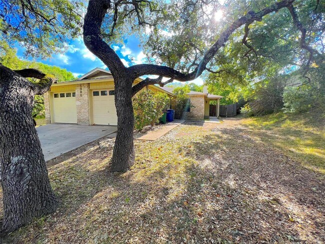 Foto del edificio - 9900 Hundred Oaks Cir