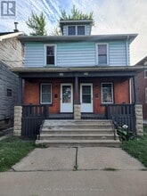 Building Photo - 731 St Antoine St