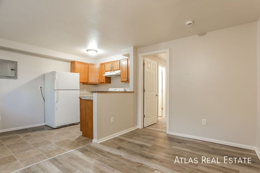 Foto principal - Fresh and Spacious 1 bed 1 bath in Denver!...