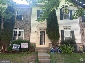 Building Photo - 2212 Barnet Ct