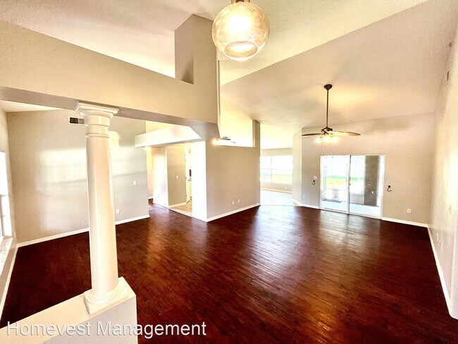 Building Photo - 3 br, 2 bath House - 11308 Marseilles Blvd