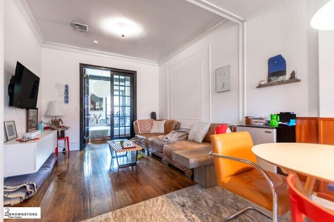 Foto del edificio - 1 bedroom in BROOKLYN NY 11231