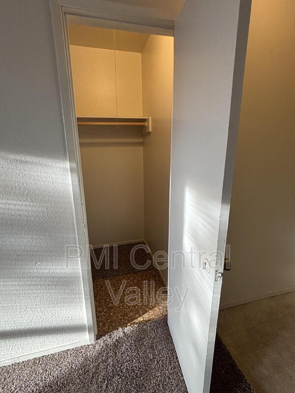 Foto del edificio - 3436 Dwight Way