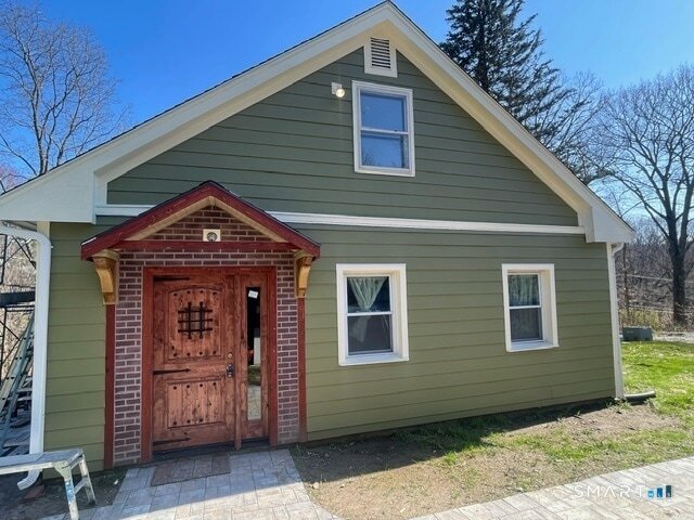 Foto del edificio - 446 Fall Mountain Rd