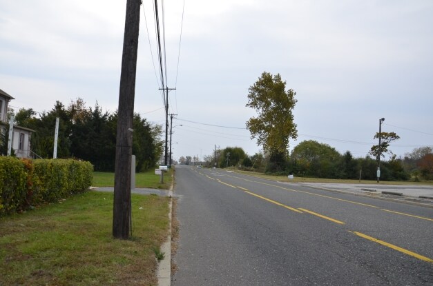  - 1393 N Main Rd