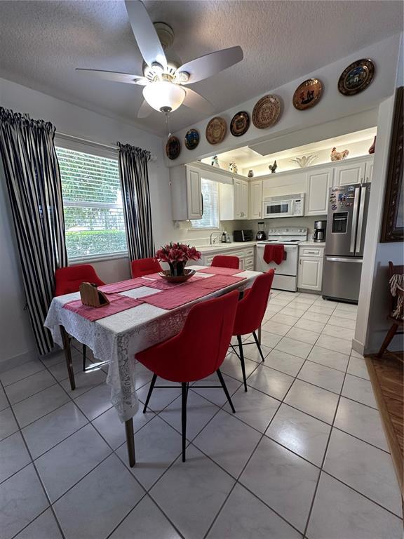 Foto del edificio - 2420 Park Ln