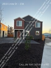 Building Photo - 2810 SE Lyon St