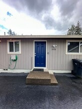 Building Photo - 5934-5936-5936 SW 30th Ave