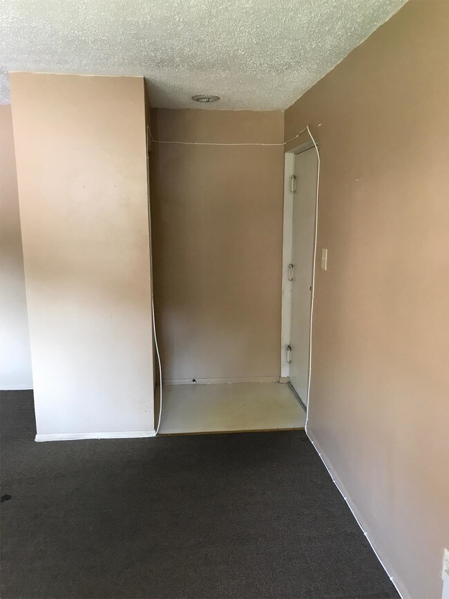 Building Photo - 11903 Tarragon Rd