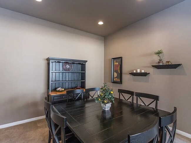 Foto del edificio - 436 Via Del Lago