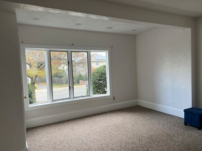 Foto del edificio - 491 Central St