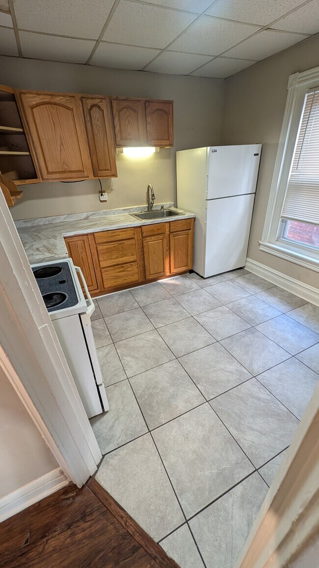 Foto del edificio - 238 S Madison St