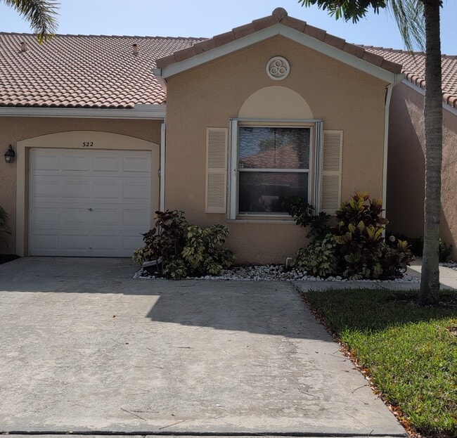 Building Photo - 322 Coral Trace Ln