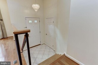 Building Photo - 7133 Swansong Wy