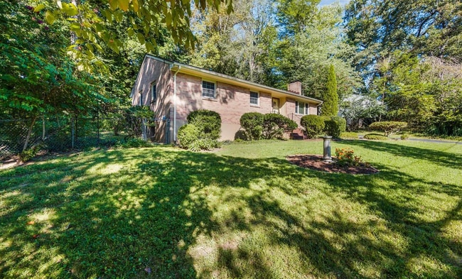 Building Photo - 4 Bedroom || 2.5 Bathroom Home in Boonsboro