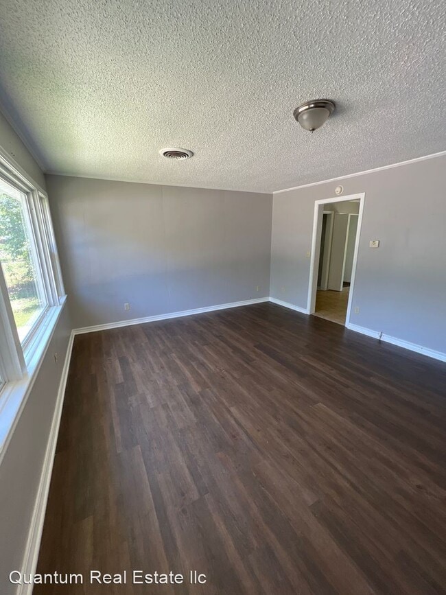 Building Photo - 3 br, 2 bath House - 921 HENRY ST