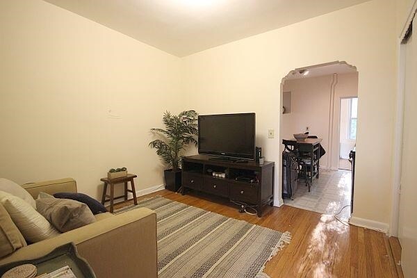 Foto del edificio - 220 Bloomfield St