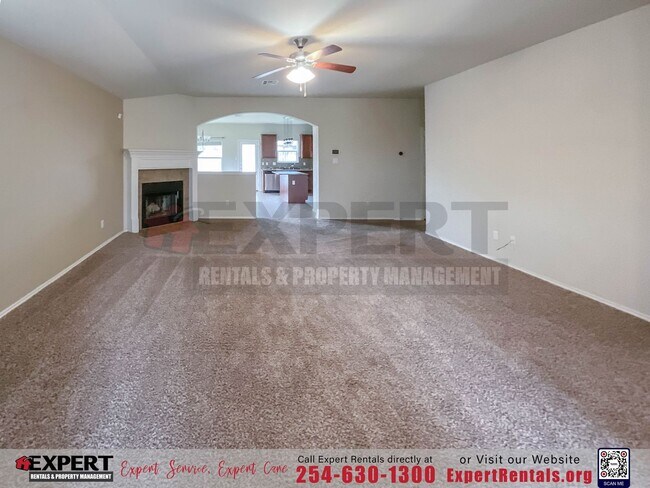 Foto del edificio - Enchanting 4-bedroom, 2-bathroom home nestled in Splawn Ranch!
