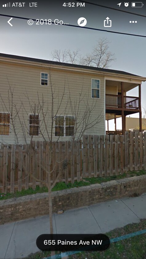 Foto del edificio - 831 Fox St NW