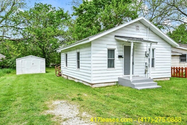 Building Photo - 2139 N Taylor Ave