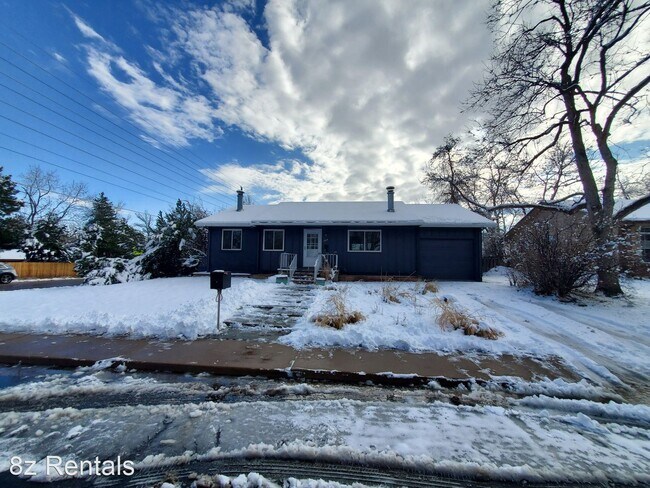 Building Photo - 5 br, 2 bath House - 1885 Del Rosa Ct