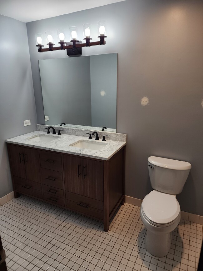 Baño principal - 840 N Tamarac Blvd
