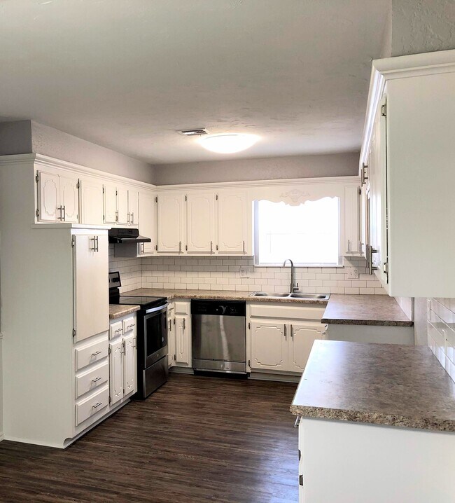 Foto del edificio - 2613 SW 93rd St