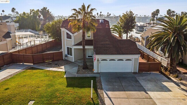 Foto del edificio - 4730 Spinnaker Way