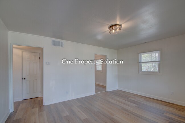 Foto del edificio - 825 E 14th Ave