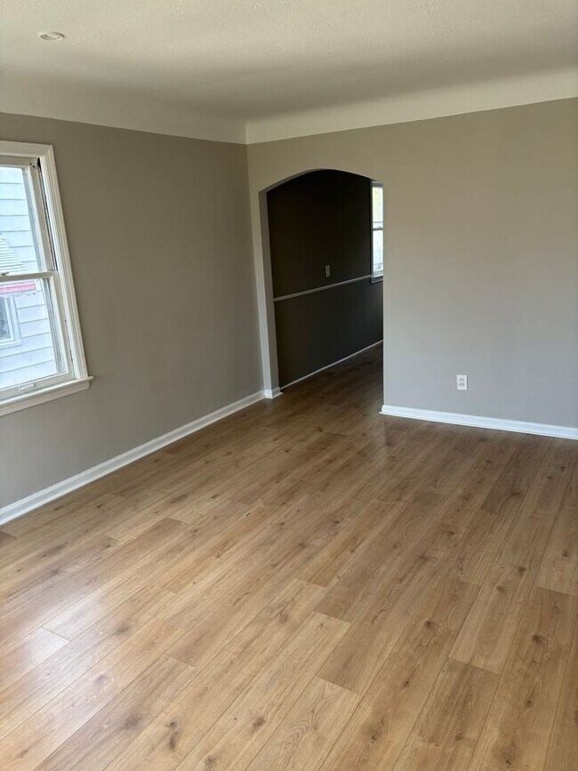Foto del edificio - Maple Heights Single Home
