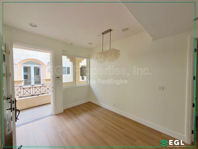 Foto del edificio - 16123 Sunset Blvd