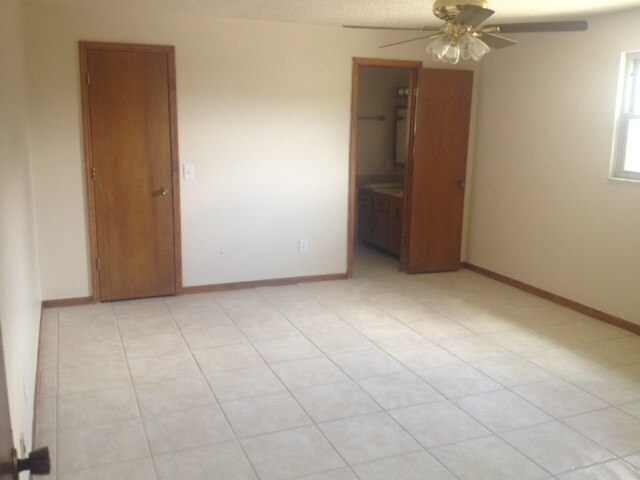 Building Photo - 3775 Spring Lake Rd