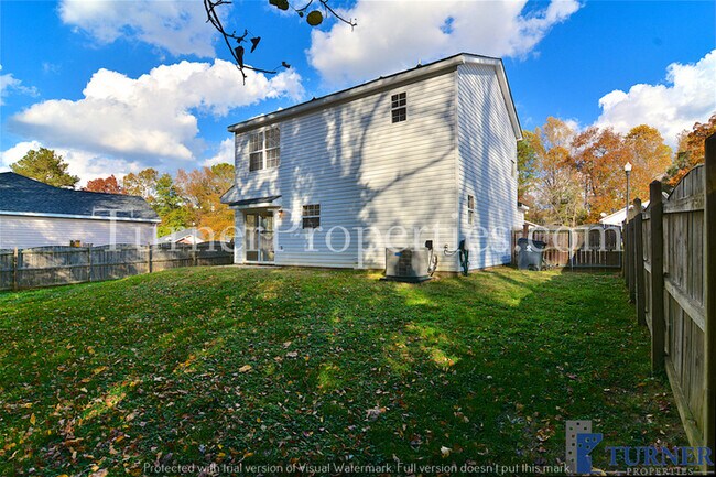 Foto del edificio - 273 Oak Pointe Dr