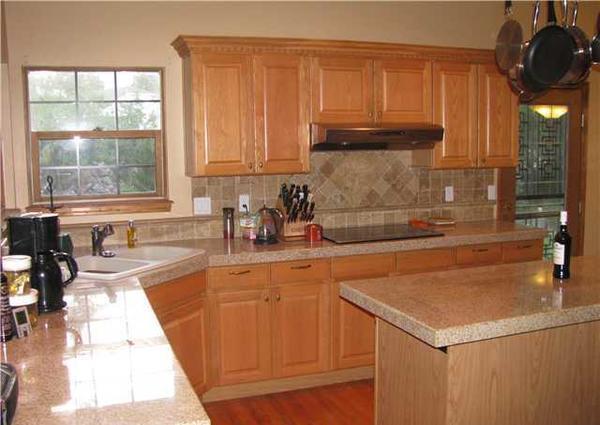 Building Photo - Spacious Rockrimmon Home for Rent – Cul-de-Sac Location!