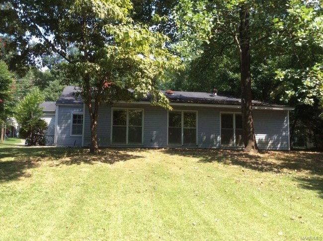 Building Photo - 135 W Wareingwood Dr