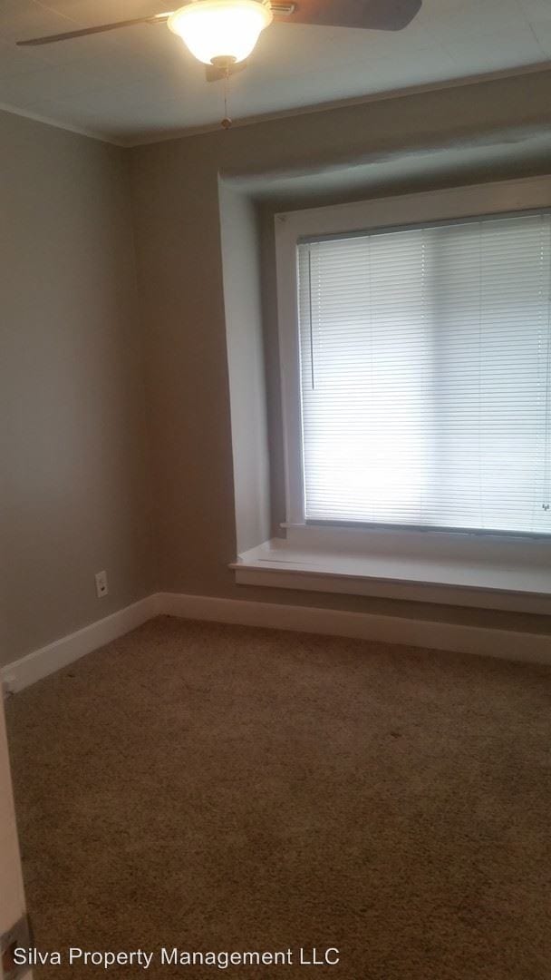Building Photo - 2 br, 1 bath Apartment - 406 W 12 Mile