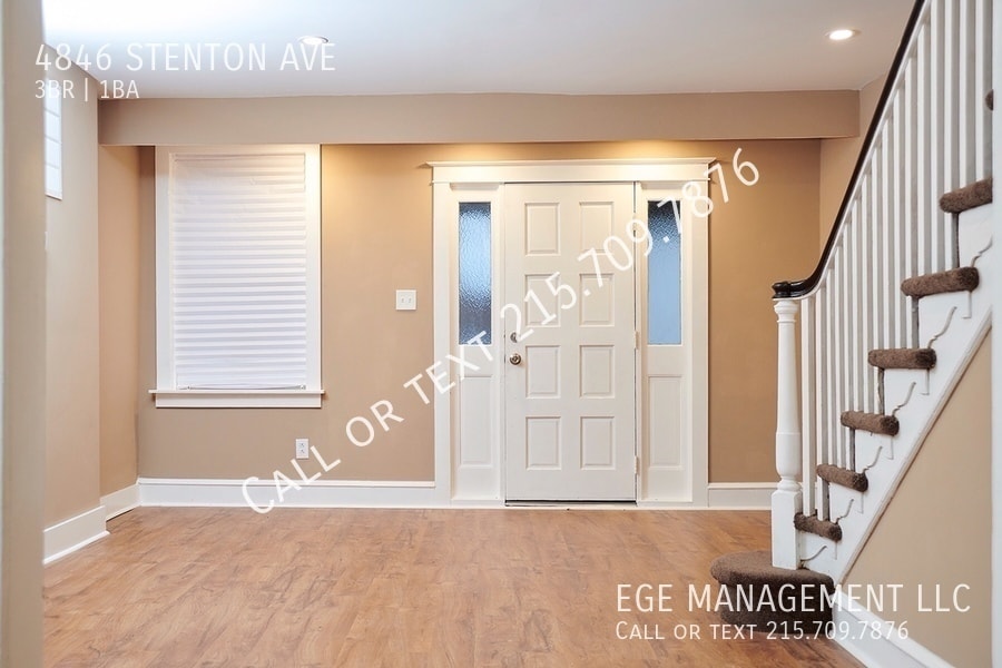 Photo - 4846 STENTON AVE-