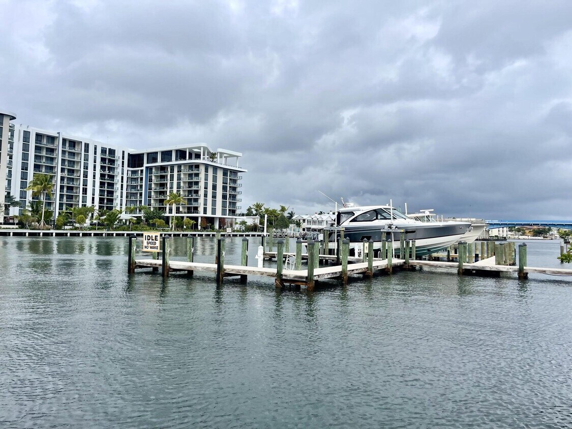 Foto principal - 5520 N Ocean Blvd