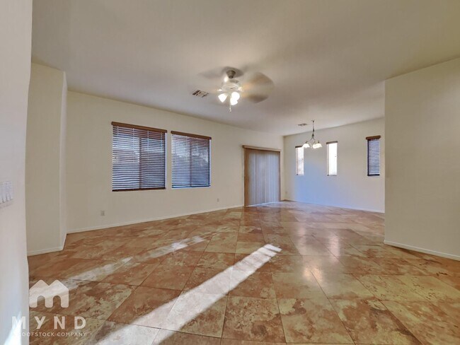 Foto del edificio - 7501 S 14th St