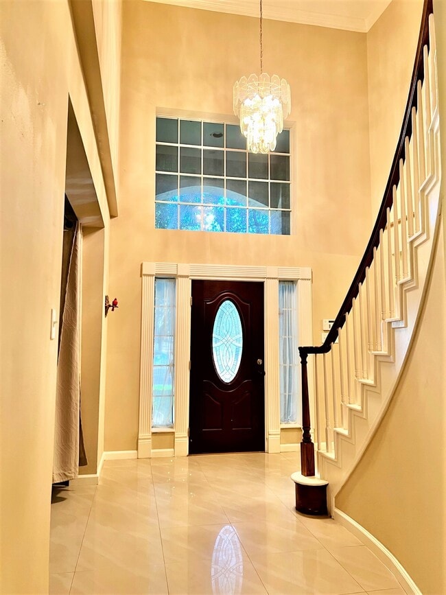 Building Photo - 1802 Hickory Hill Ct