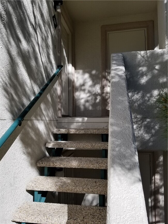Foto del edificio - 733 Wheat Ridge Ln