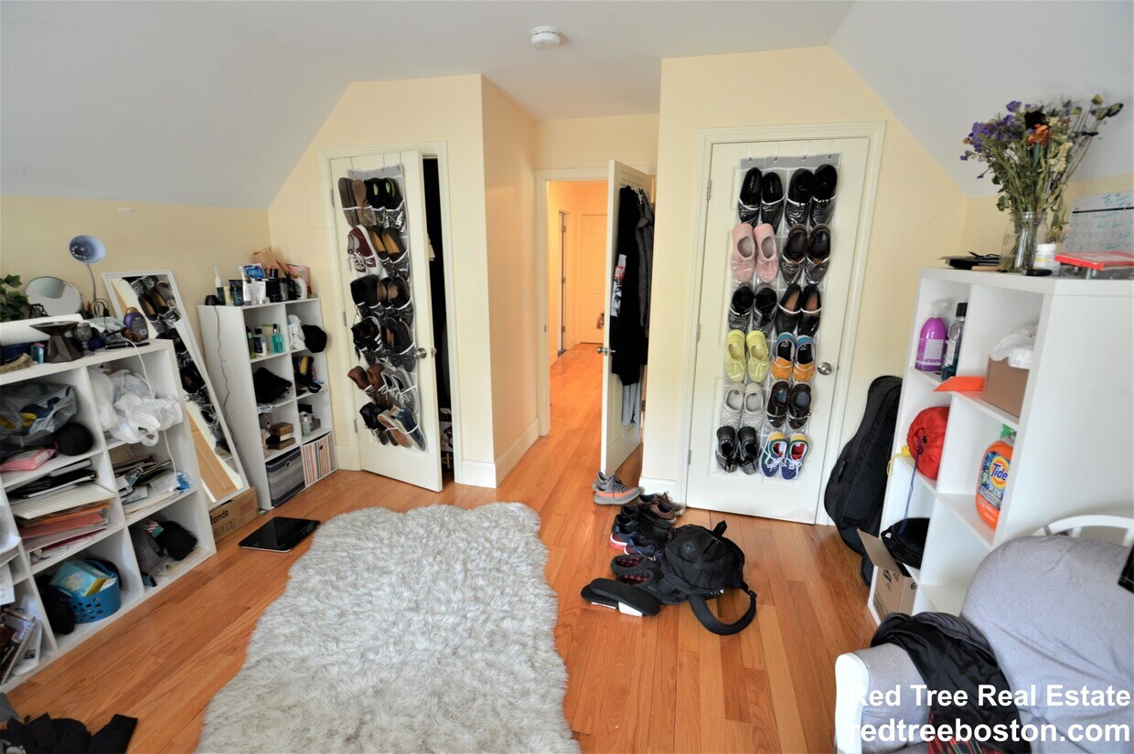 Foto principal - 74 Brooks St