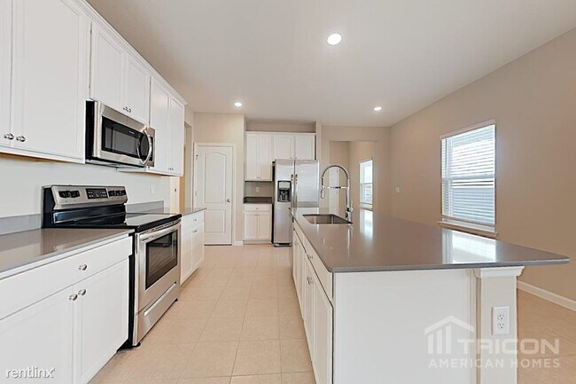 Building Photo - 6474 Longleaf Branch Dr