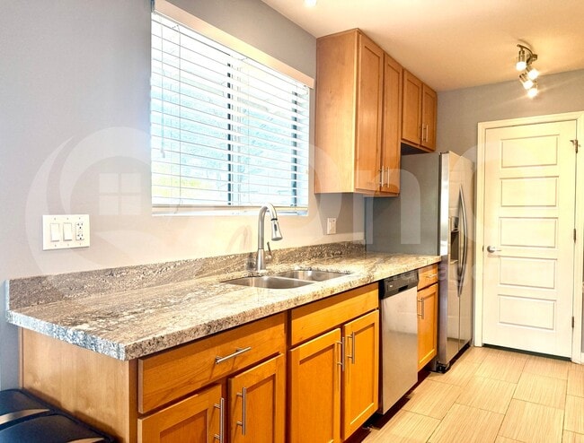 Photo - 925 W McDowell Rd Townhome