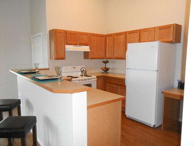 Interior Photo - Selkirk Lodge Apartments